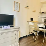 Coquebert Studio Confortable Proche Centre Ville